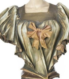 Porcelain - Art Nouveau female bust