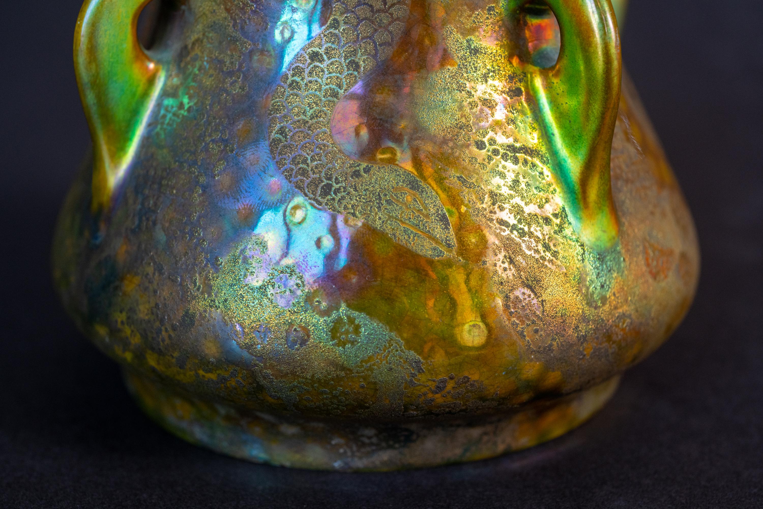 Vase serpent en porcelaine Art Nouveau de Vilmos Zsolnay pour Zsolnay en vente 2