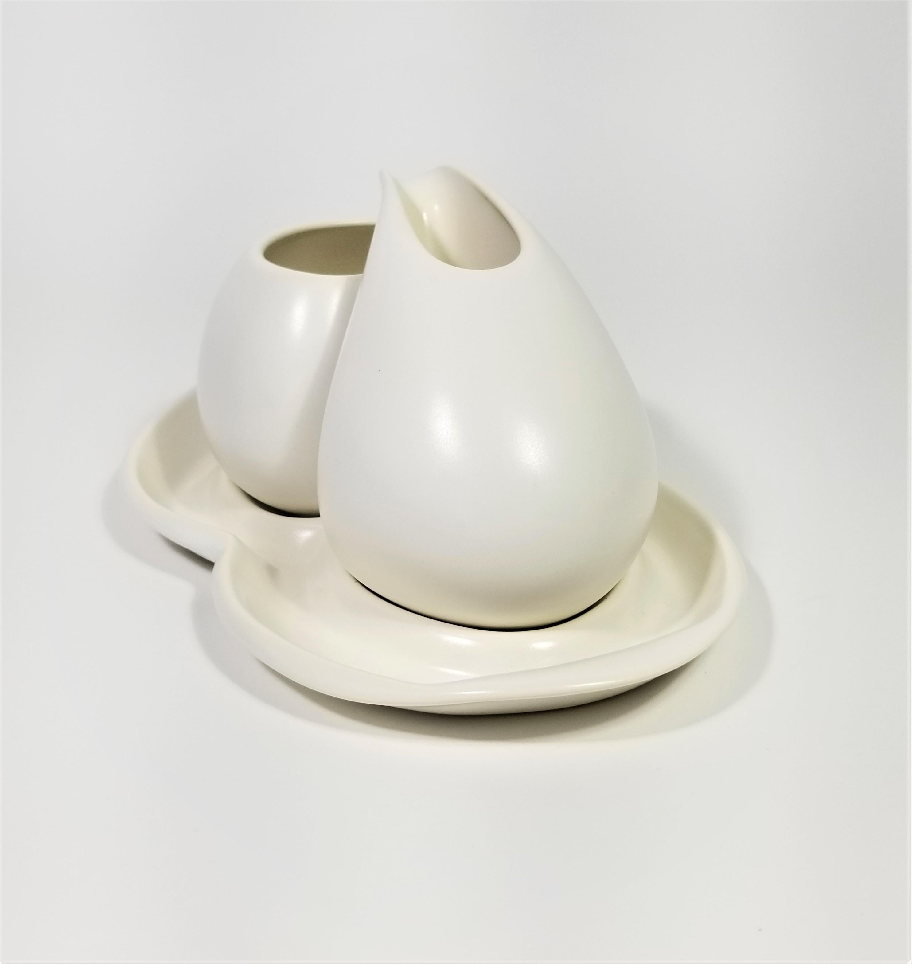 Contemporary Porcelain Artist Signed Sculptural Modernist Cream and Sugar Set For Sale