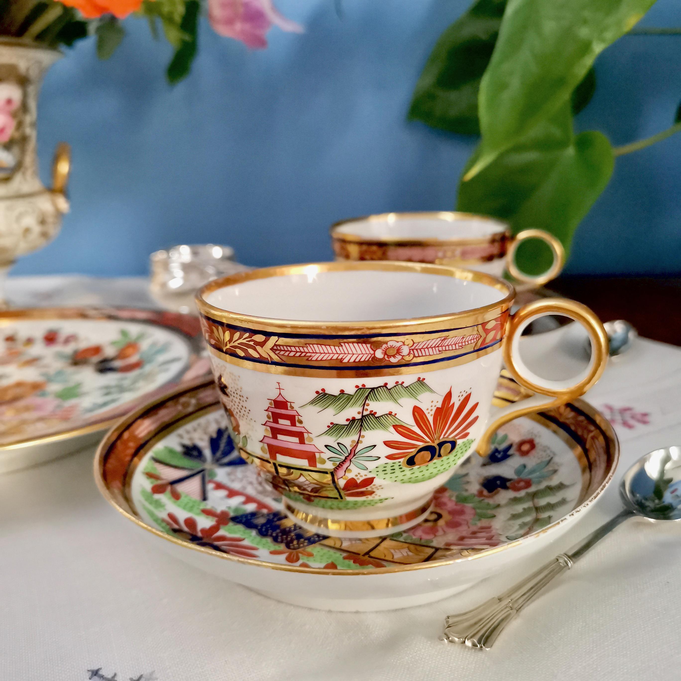 This is a spectacular teacup and saucer made by Barr Flight & Barr circa 1811, which was the Regency era. It is made in the bute shape and has what is often called the 