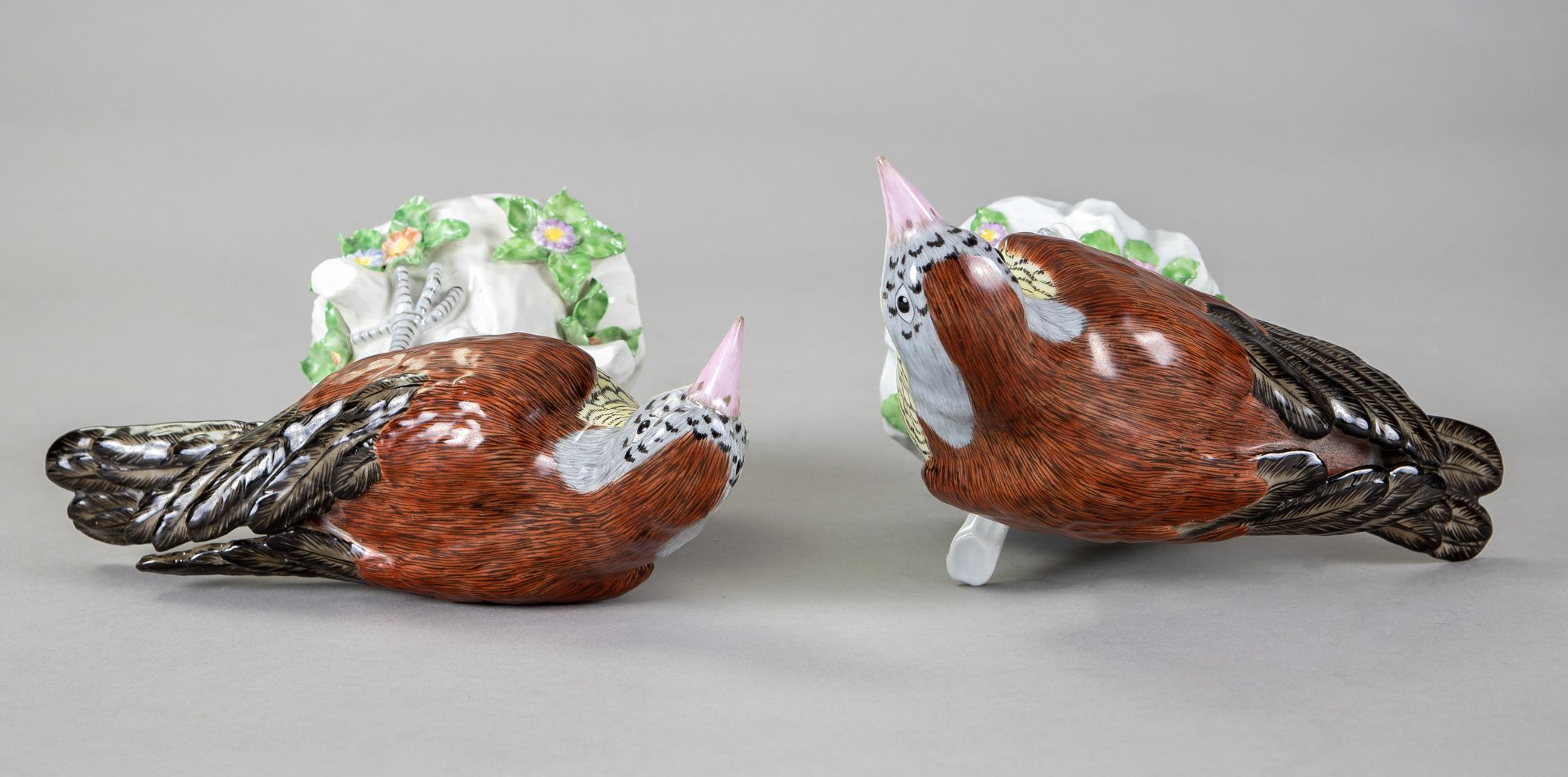 Porcelain Birds by Samson, Pair For Sale 3