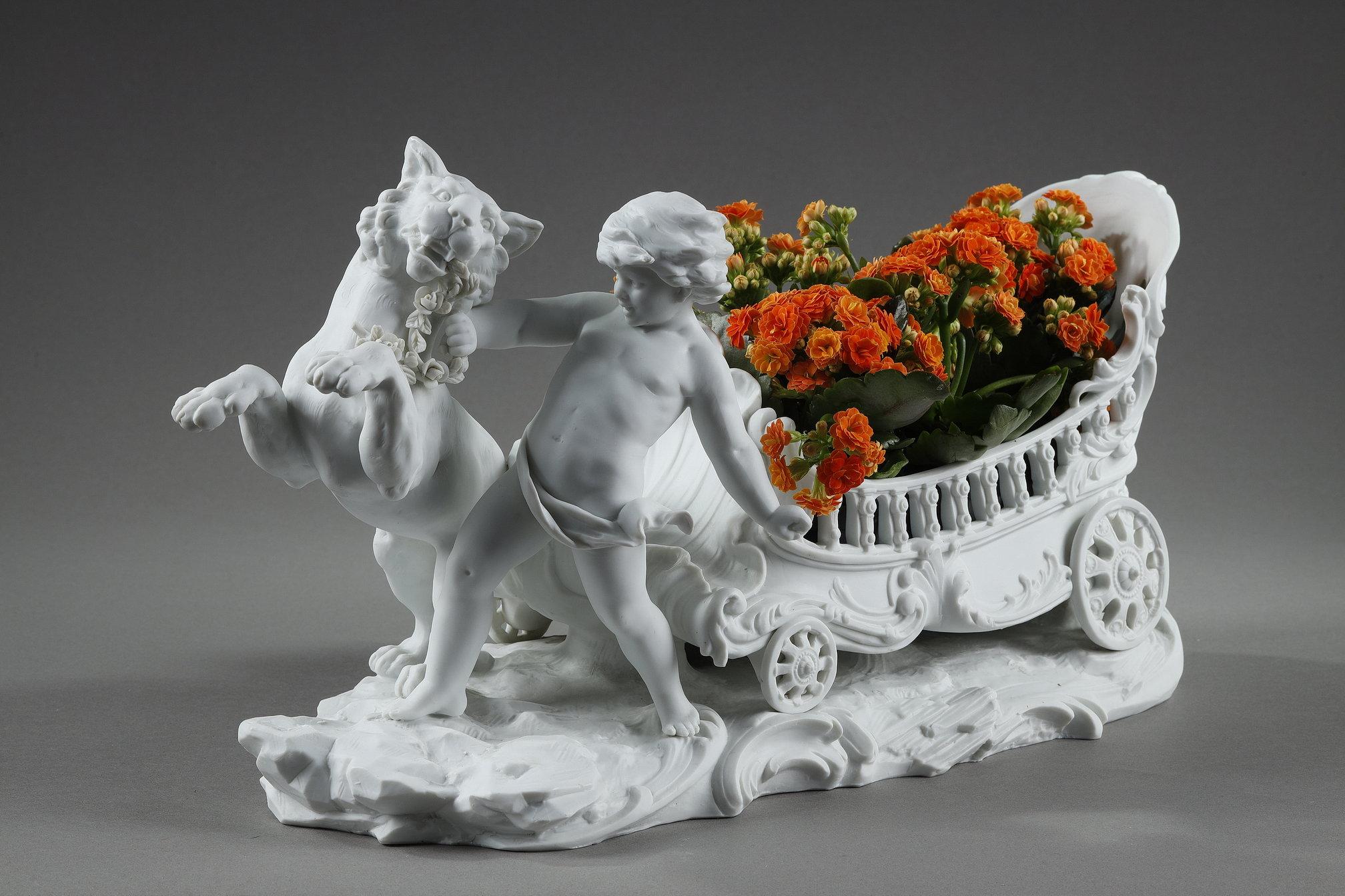 Porcelain biscuit basket decorated with putto and feline, 19th century In Good Condition In Paris, FR