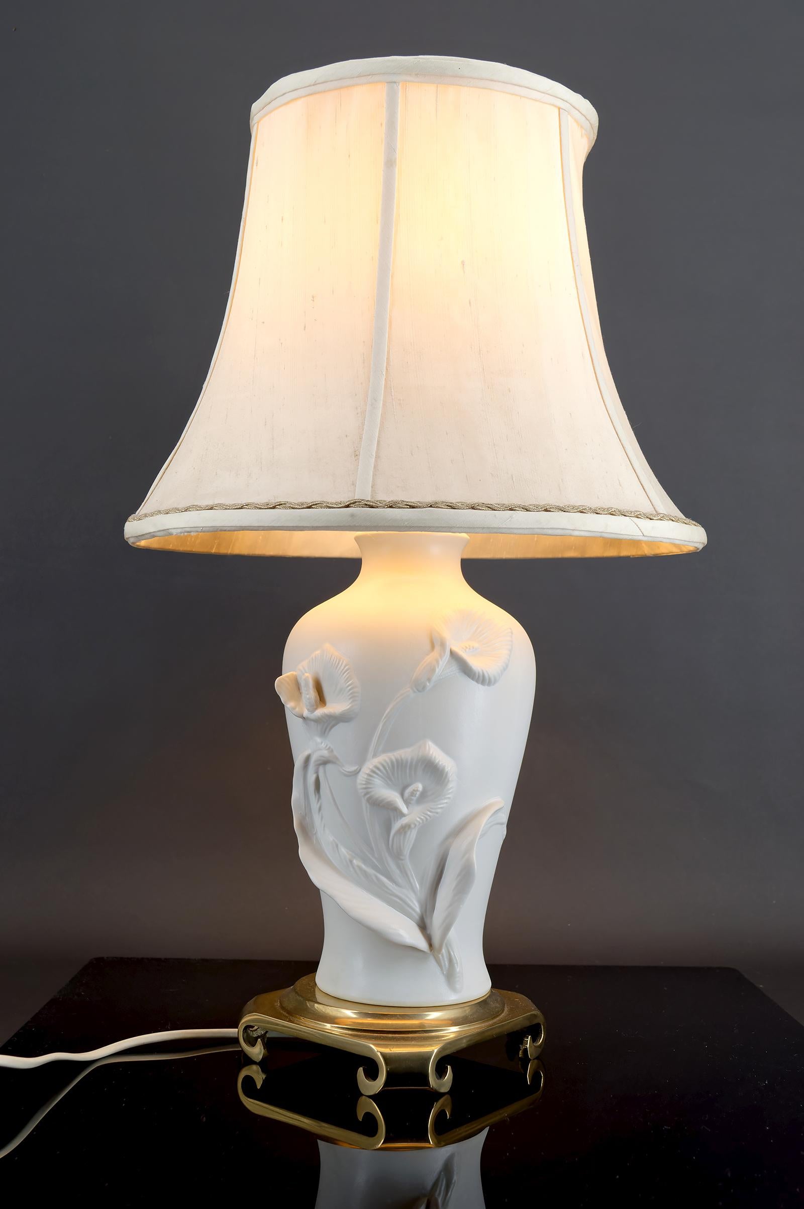 Lampe biscuit « Calla Lily » de Nicholas Berbenczy & Franklin Mint, 1986 Bon état - En vente à VÉZELAY, FR