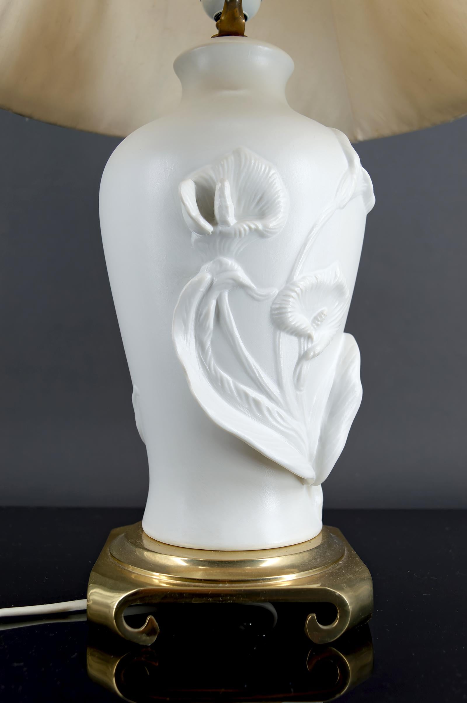 Bronze Lampe biscuit « Calla Lily » de Nicholas Berbenczy & Franklin Mint, 1986 en vente