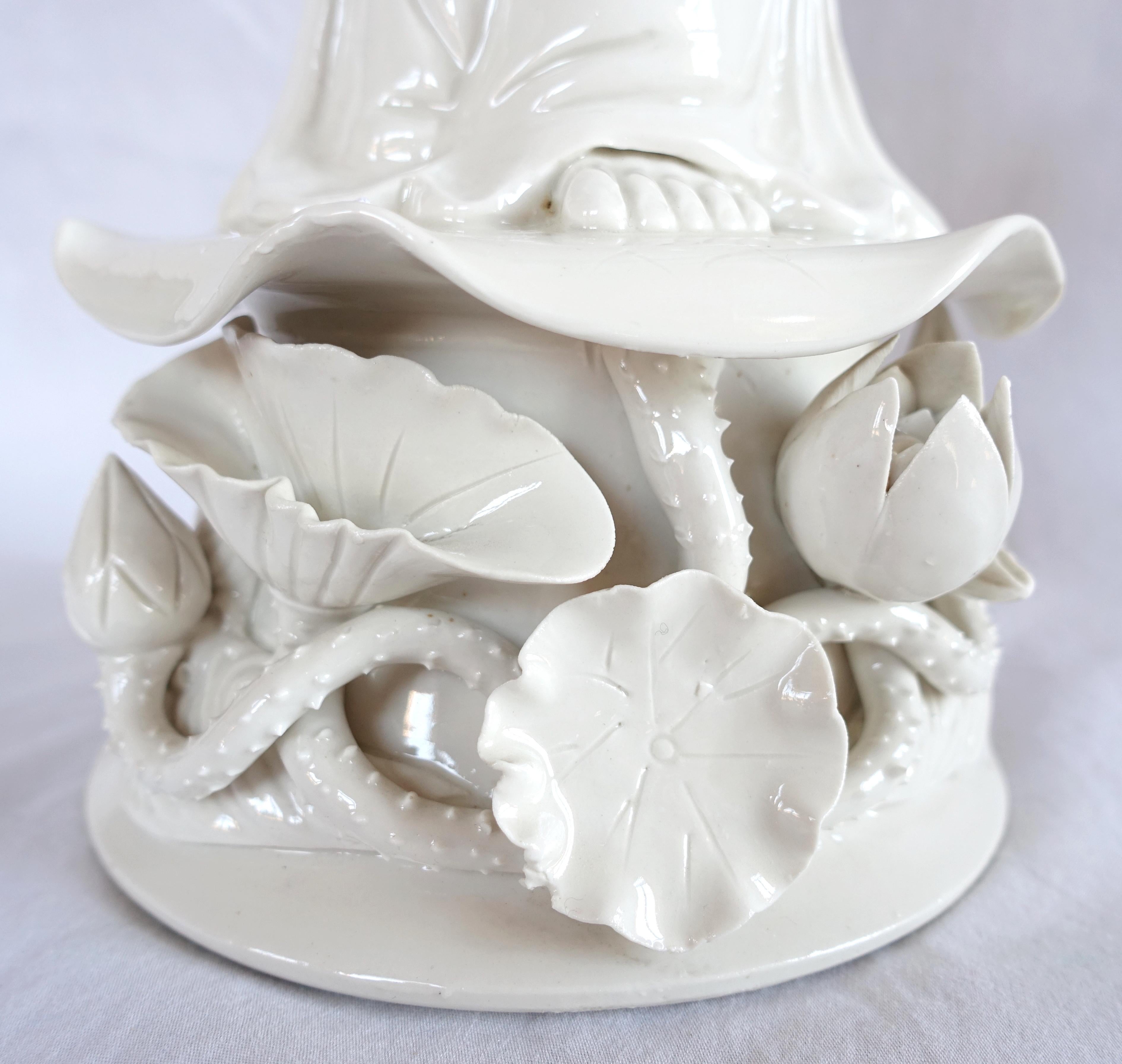 Porcelain Blanc de Chine Guanyin statue, China circa 1900 - 51cm For Sale 5