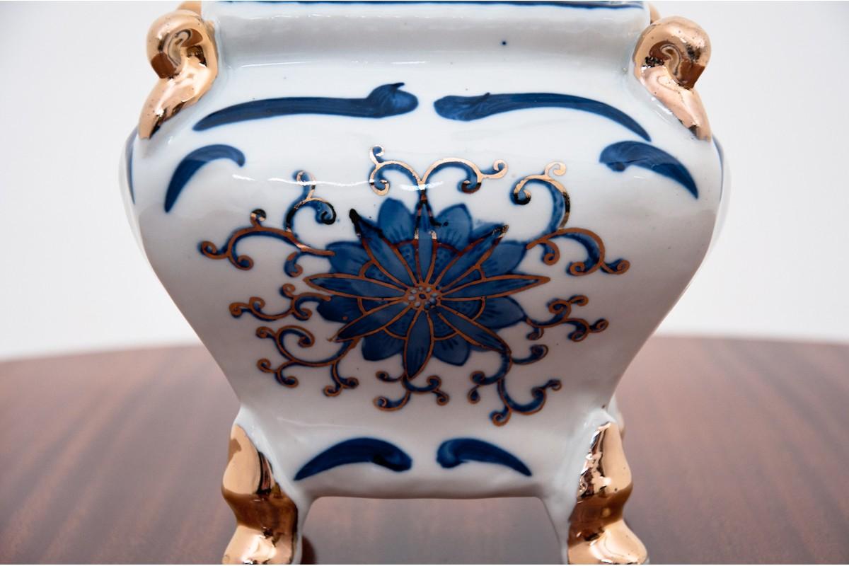 Porcelain bomboniere, Venetian Lagoon, Italy
Very good condition.
