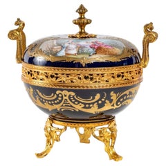Antique Porcelain Bonbonniere, Sèvres, Napoleon III