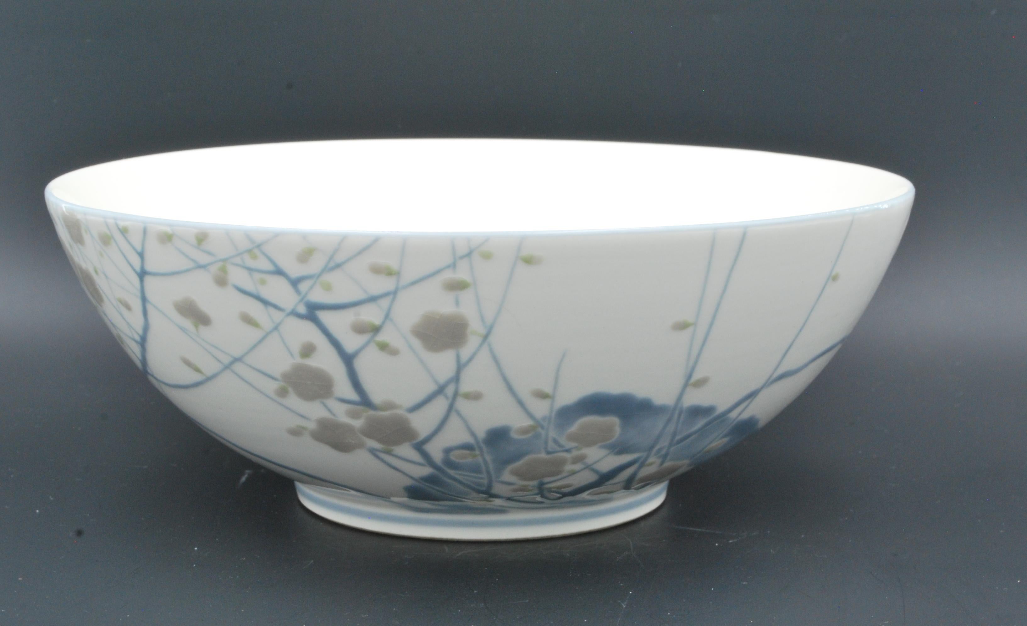 Japonisme Porcelain Bowl, by Kinkozan. Japan, C1910