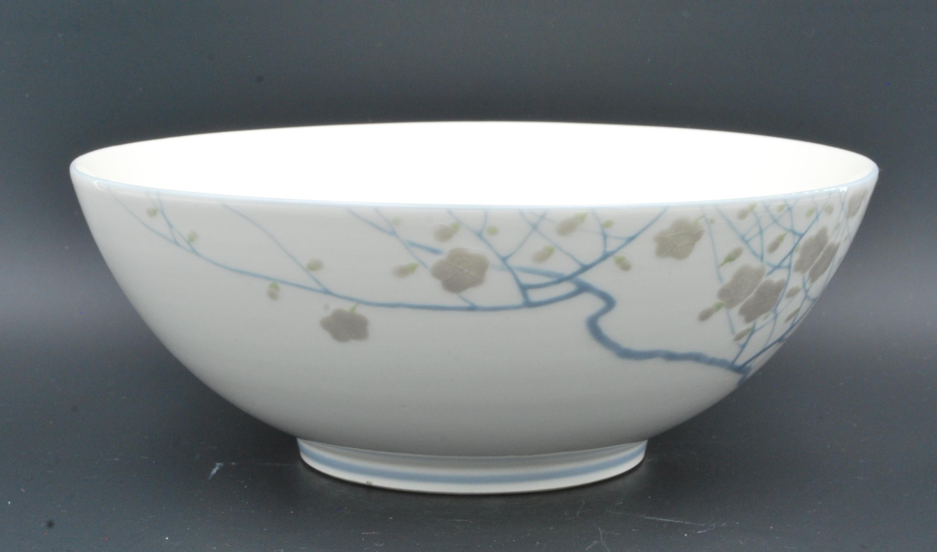 Porcelain Bowl, by Kinkozan. Japan, C1910 2