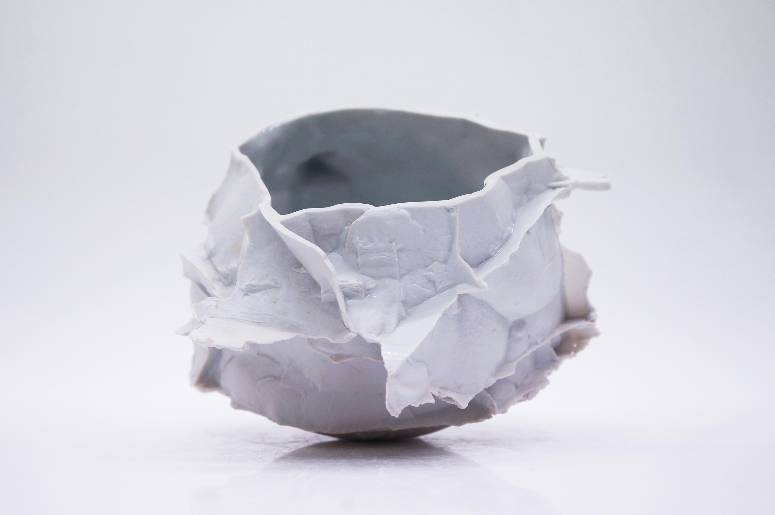 Porcelain Bowl by Monika Patuszyńska In New Condition For Sale In Geneve, CH