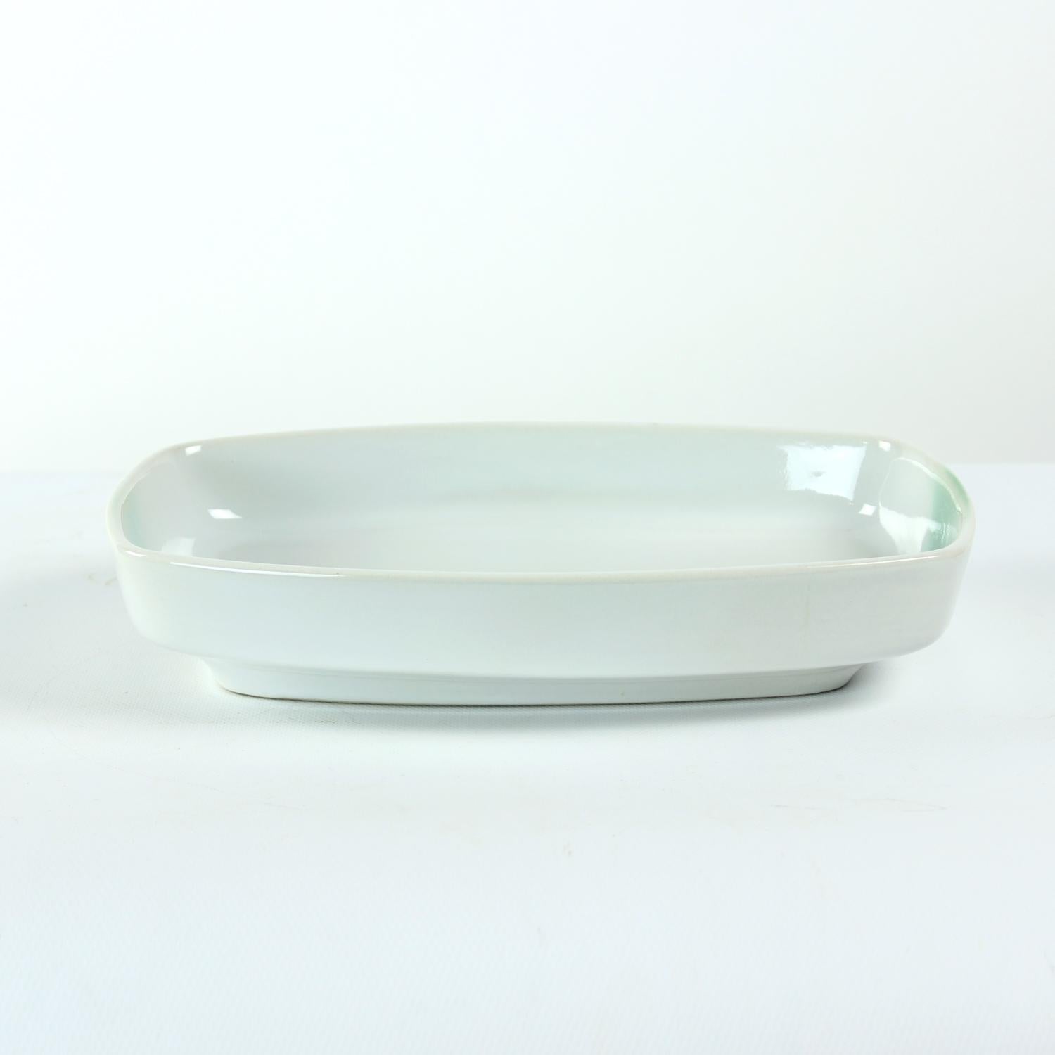 Large vintage ceramic bowl by Ditmar Urbach. Original stamp, and label visible on the bottom. The bowl is marked Darina, a name of a woman. As it was usual for the ceramic creators to name the series and items by woman´s names. usually they chose