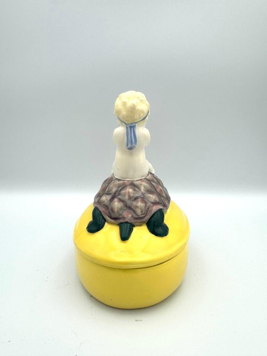 Caja de porcelana de Ida Weiss Moricz, Viena Austríaco en venta