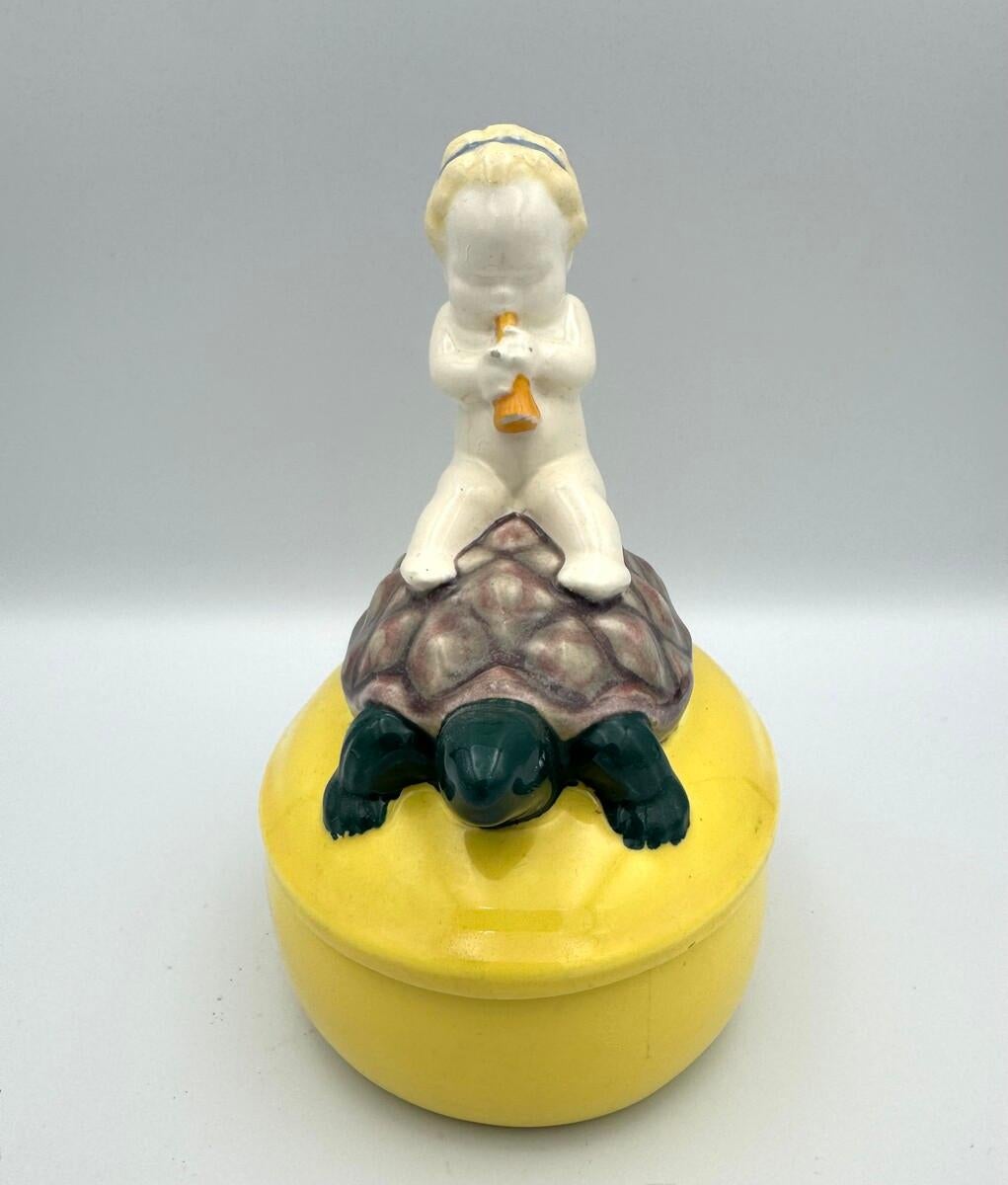Caja de porcelana de Ida Weiss Moricz, Viena Porcelana en venta