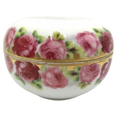 Porcelain box, Rosenthal Chrysantheme Cacilie, Germany, 1898-1906.