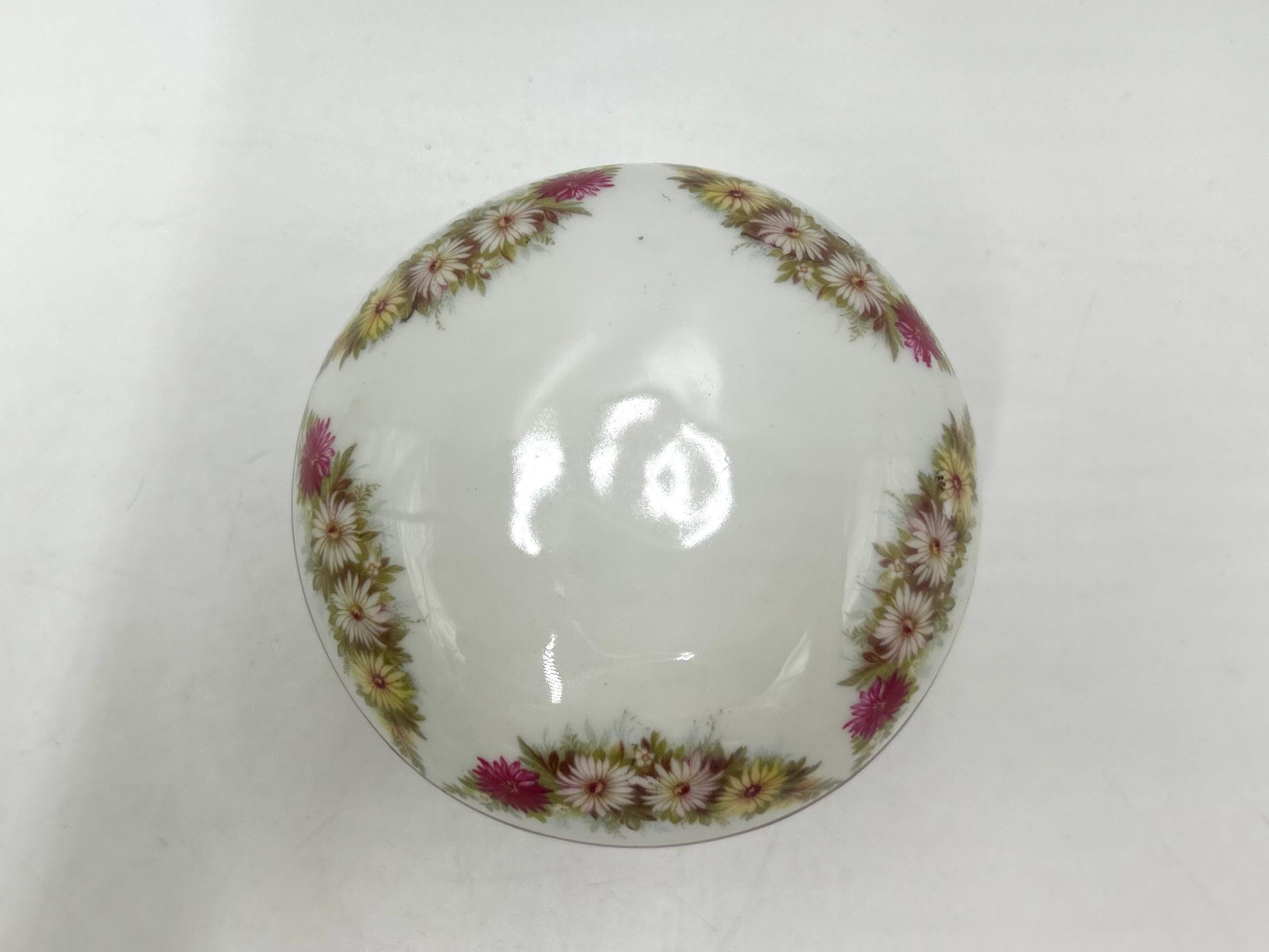 Porcelain Box, Rosenthal, Germany, 1910 In Good Condition For Sale In Chorzów, PL