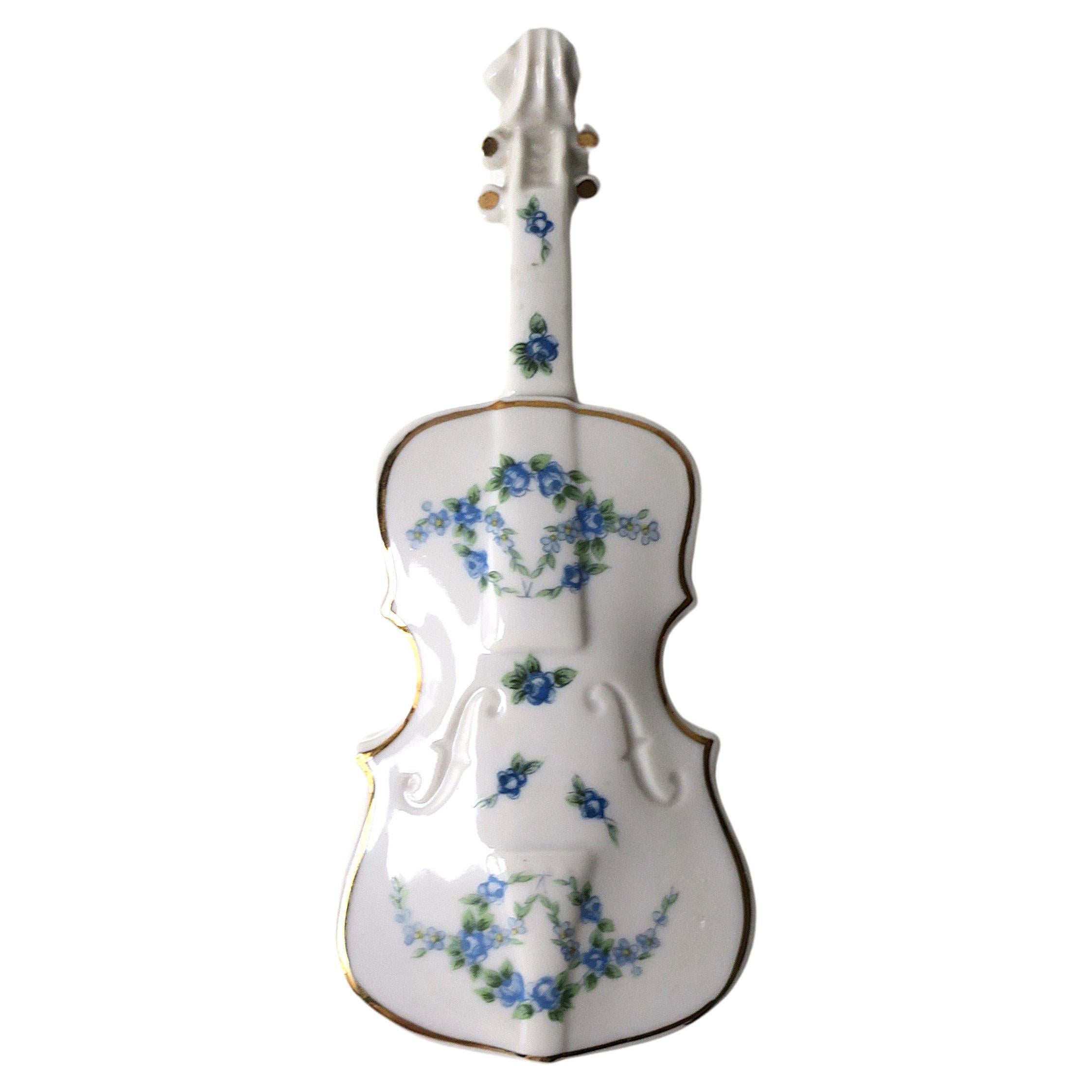 Caja de porcelana con diseño de cretona