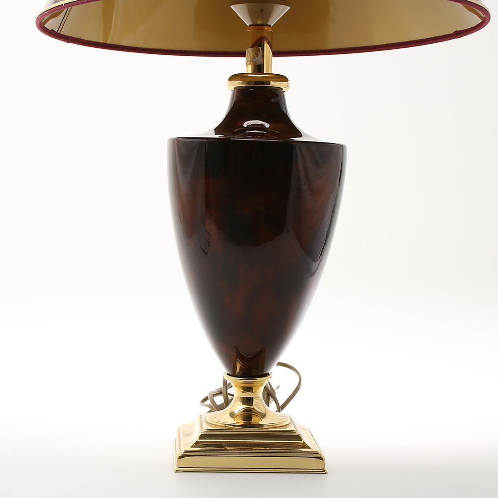 “Le Dauphin” is written on the lamp’s foot.

Measures: Height 64 cm.