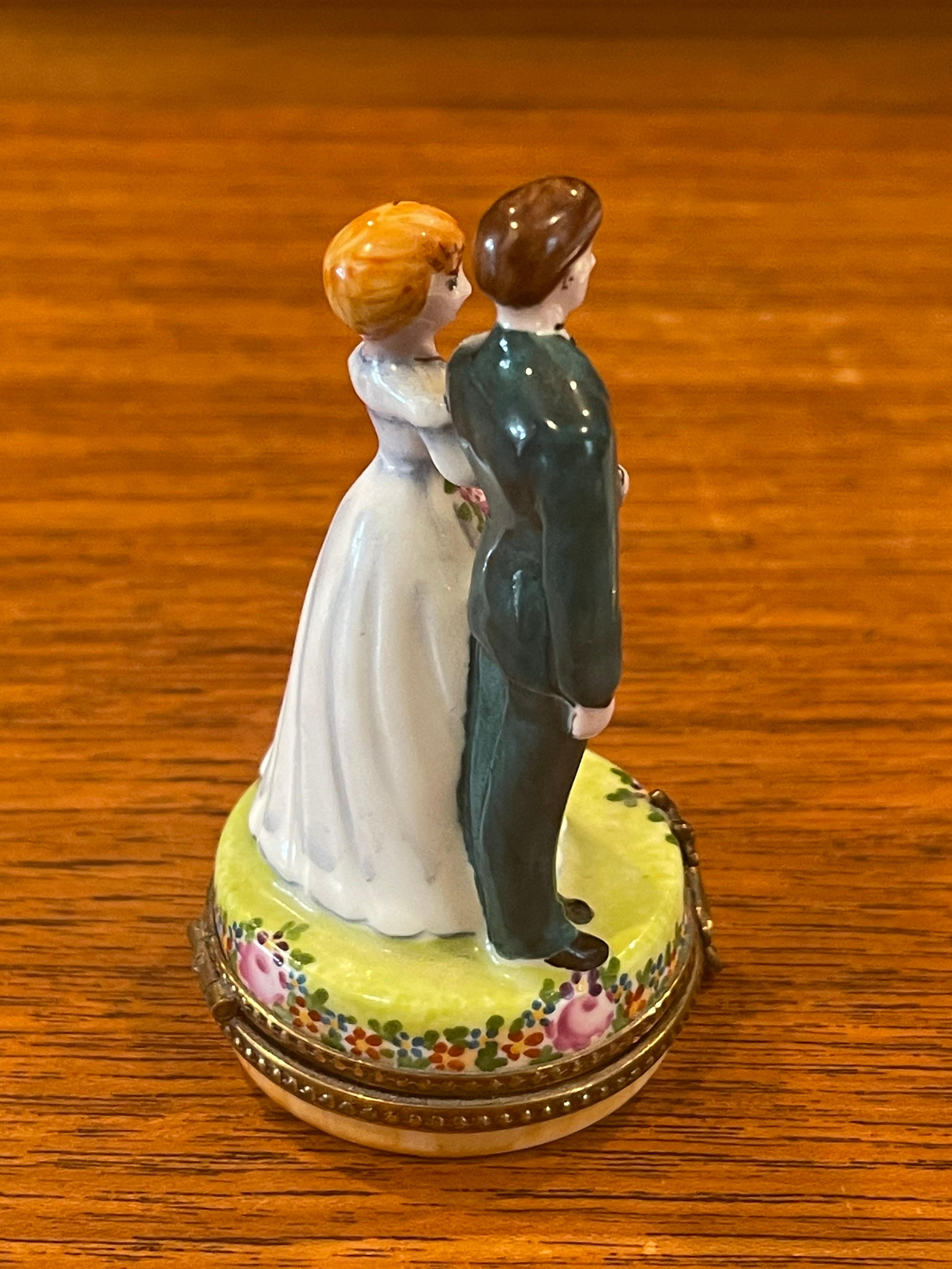 Hand-Painted Porcelain Bride & Groom / Wedding Couple Trinket Box by Rochard for Limoges For Sale