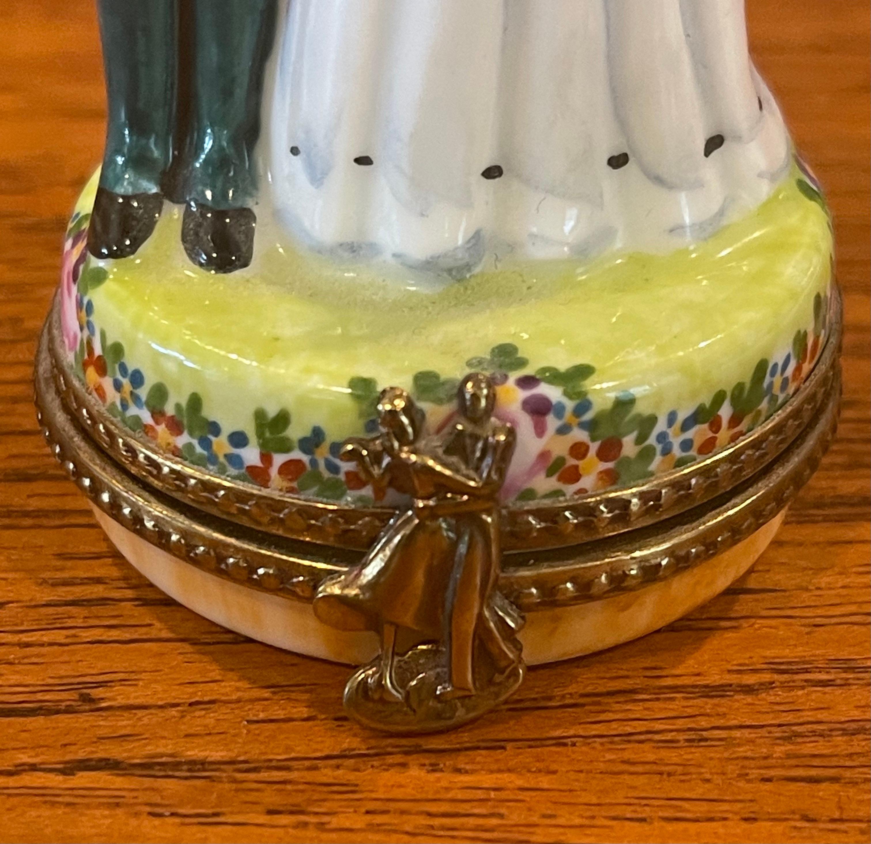 20th Century Porcelain Bride & Groom / Wedding Couple Trinket Box by Rochard for Limoges For Sale