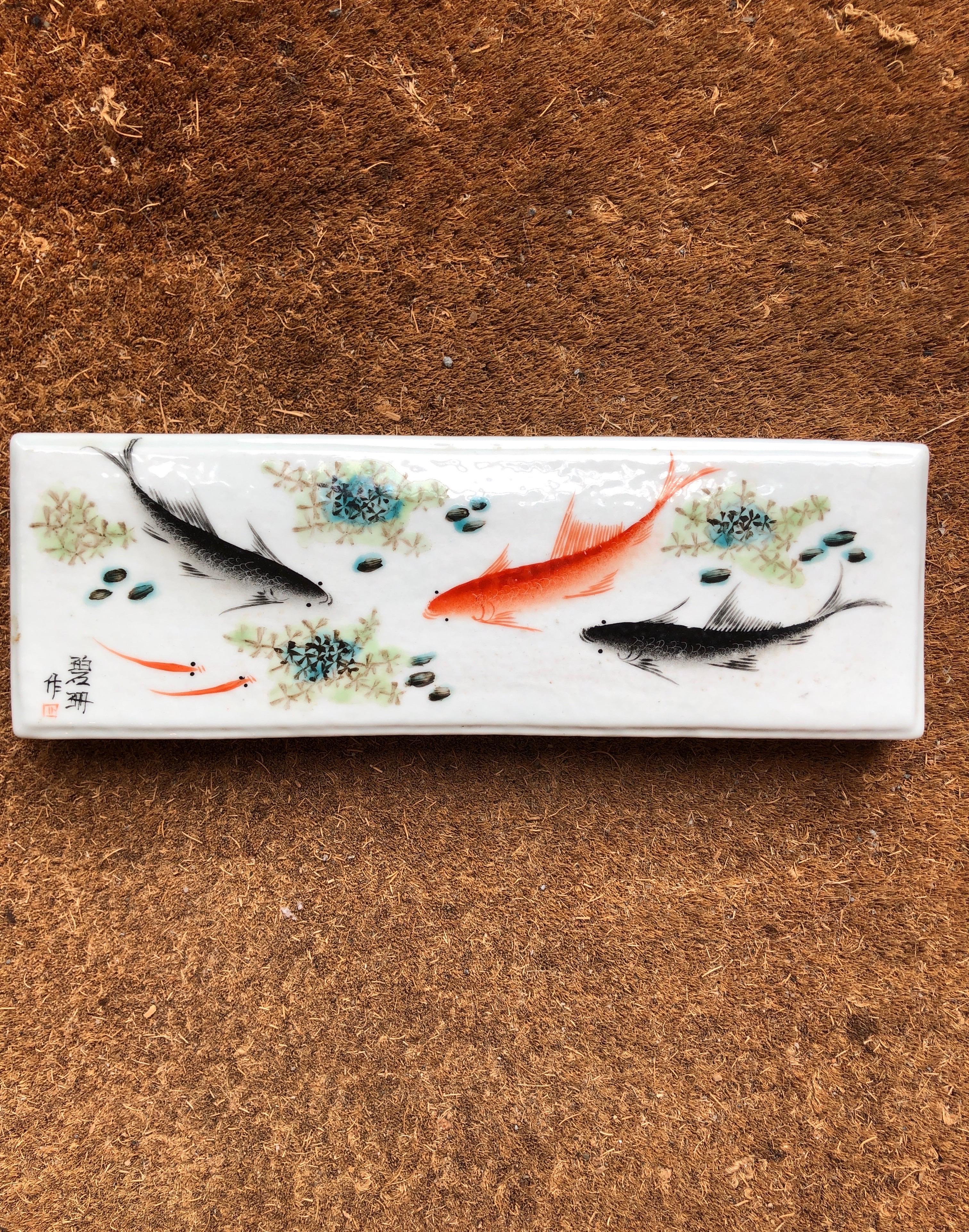 Porcelain Brush Rest with Vivid Fish Images For Sale 3