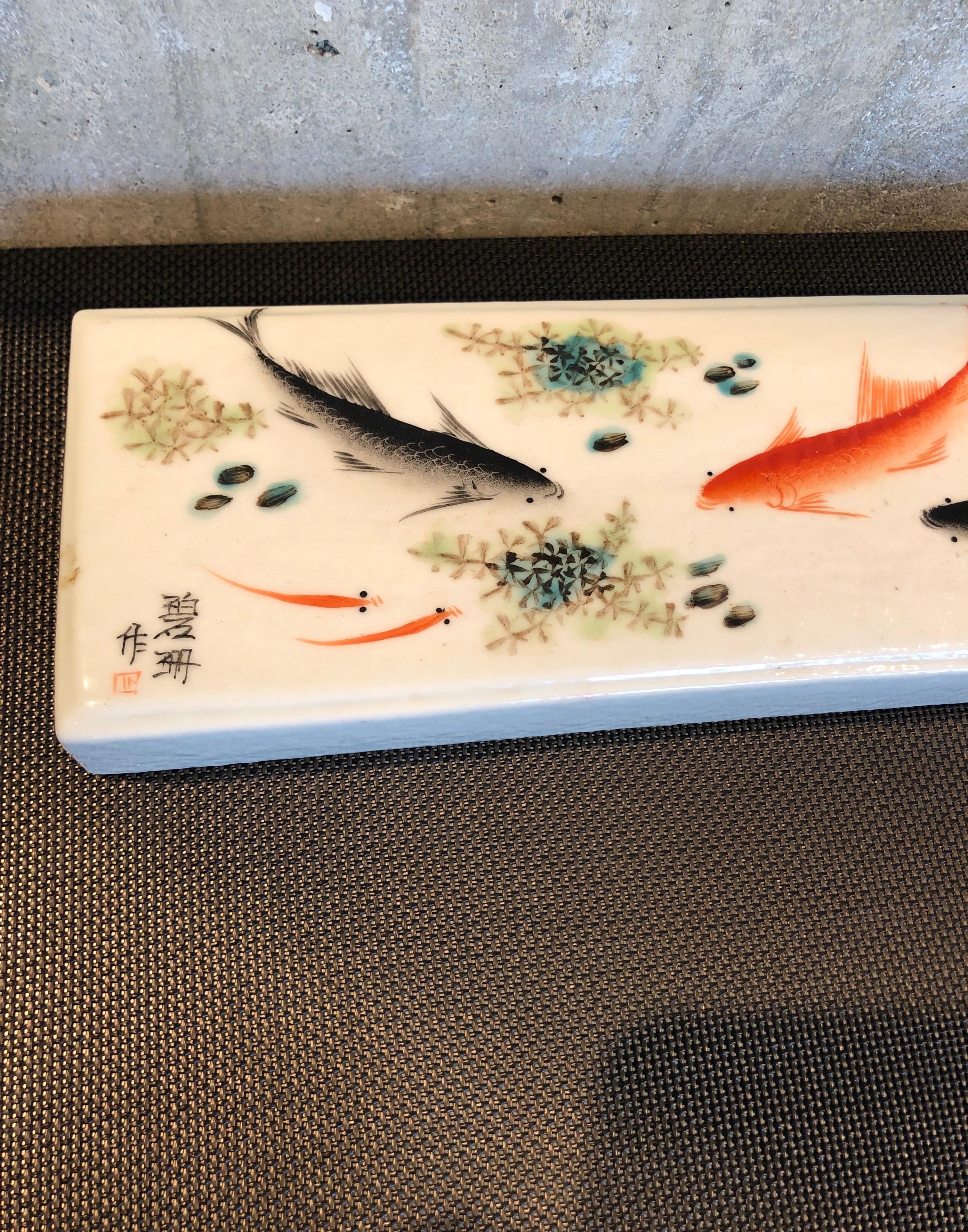 Porcelain Brush Rest with Vivid Fish Images For Sale 4