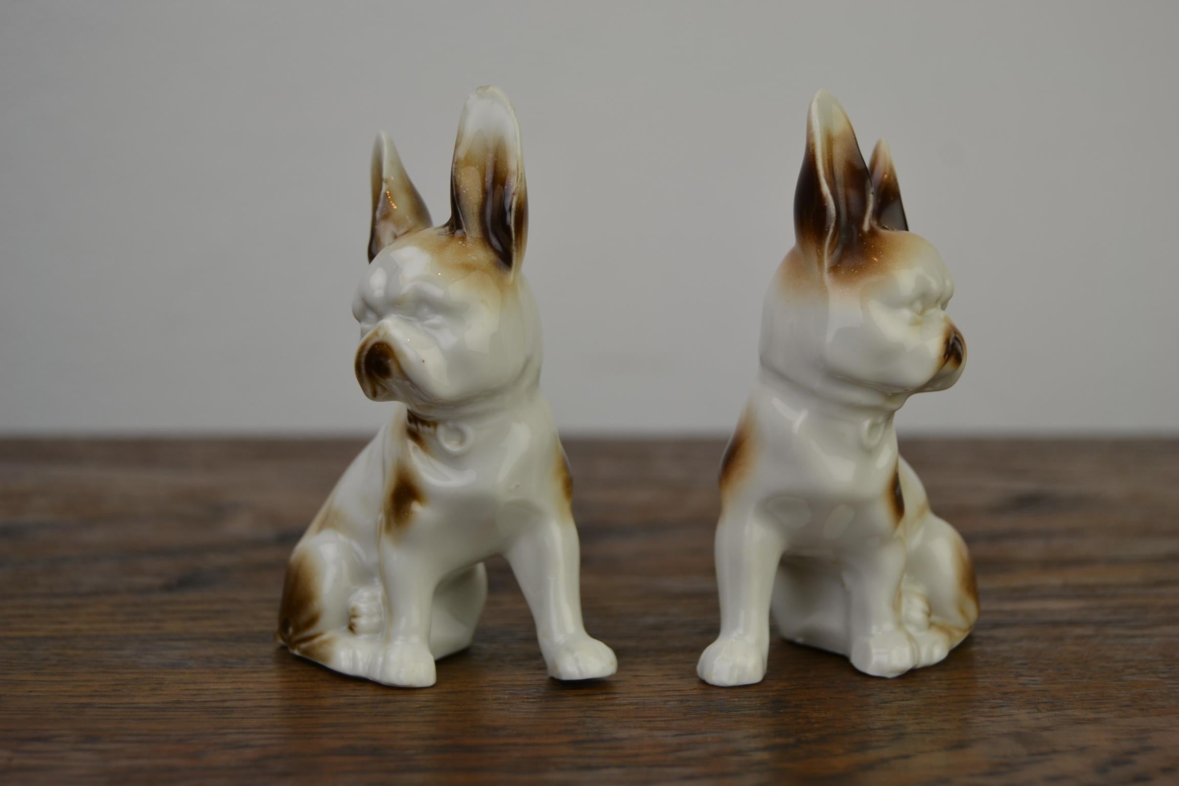 Porcelain Bulldog Shaped Salt and Pepper Shakers, Germany, Mid-20th Century 6