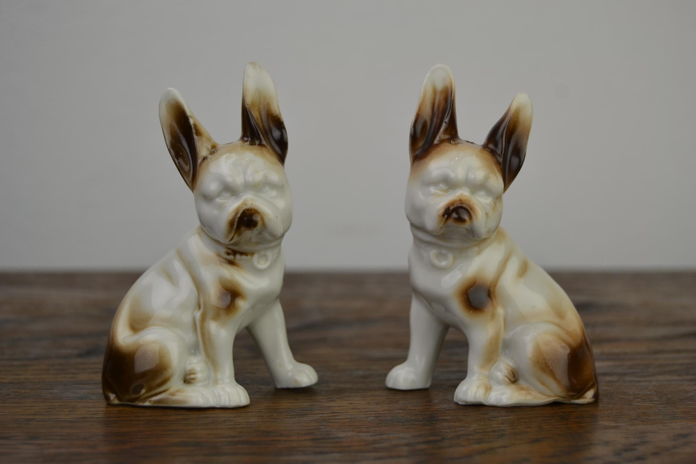 Porcelain Bulldog Shaped Salt and Pepper Shakers, Germany, Mid-20th Century 7