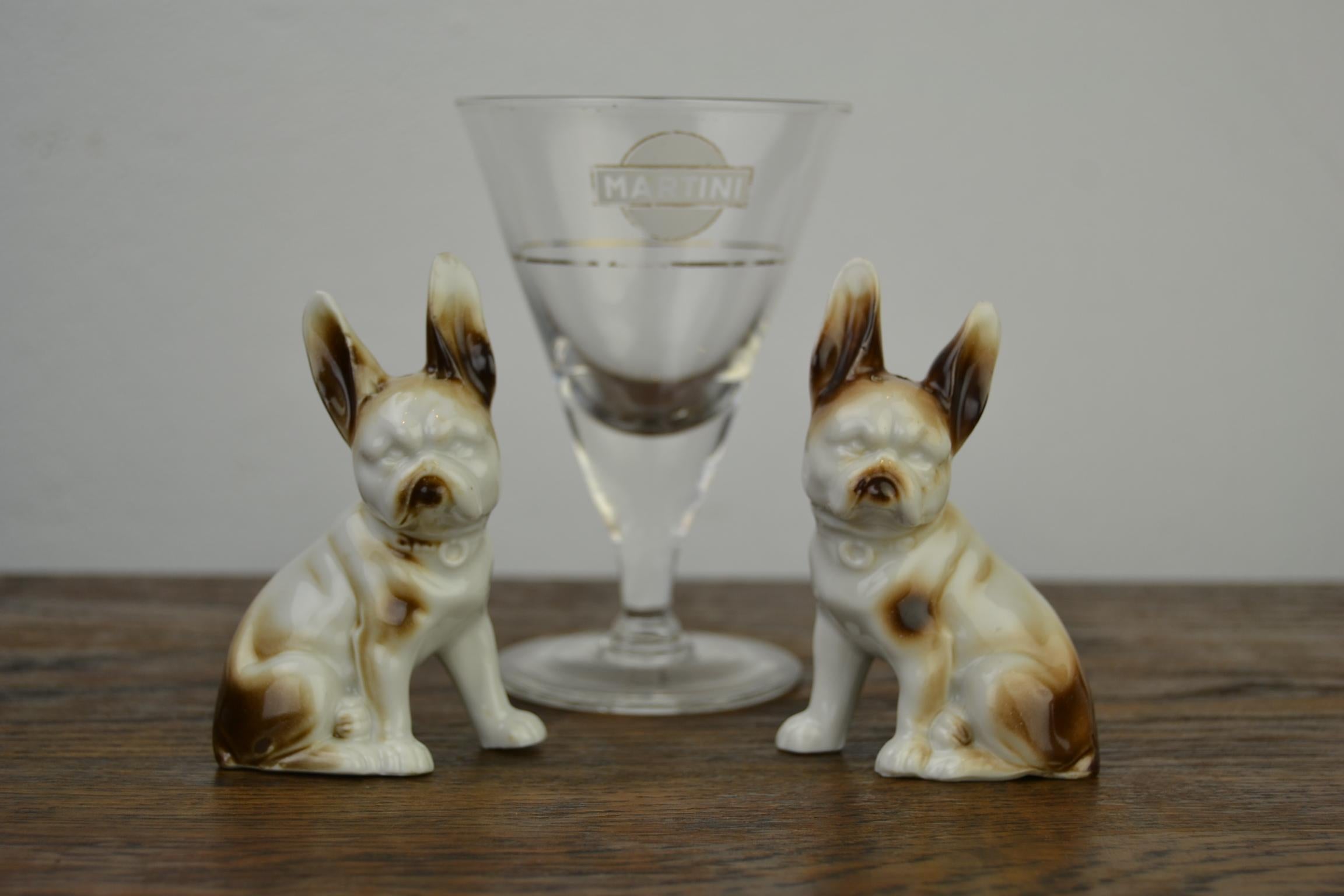 Porcelain Bulldog Shaped Salt and Pepper Shakers, Germany, Mid-20th Century 11