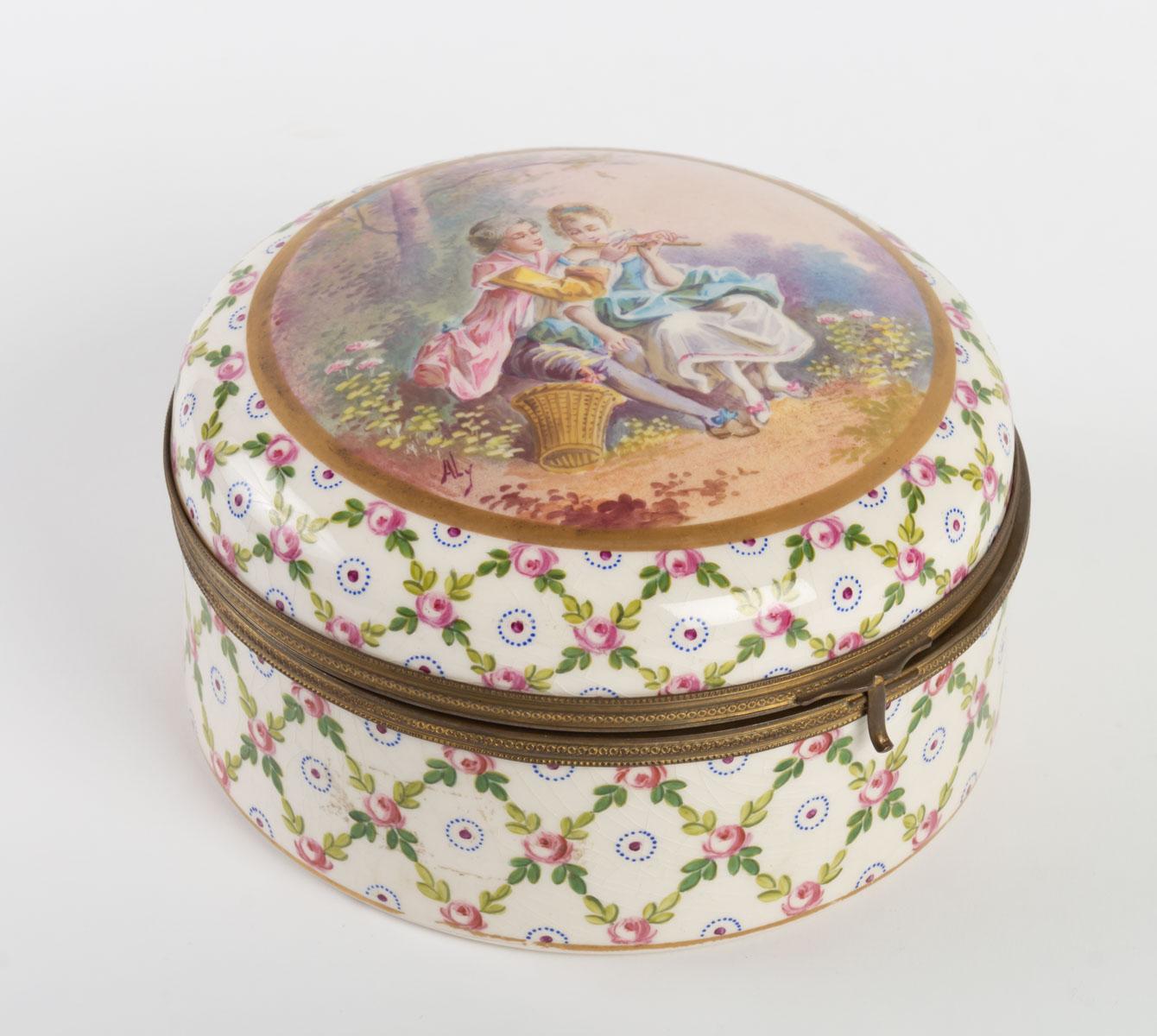 Napoleon III Porcelain Candy Box Decorated with an Elegant Couple