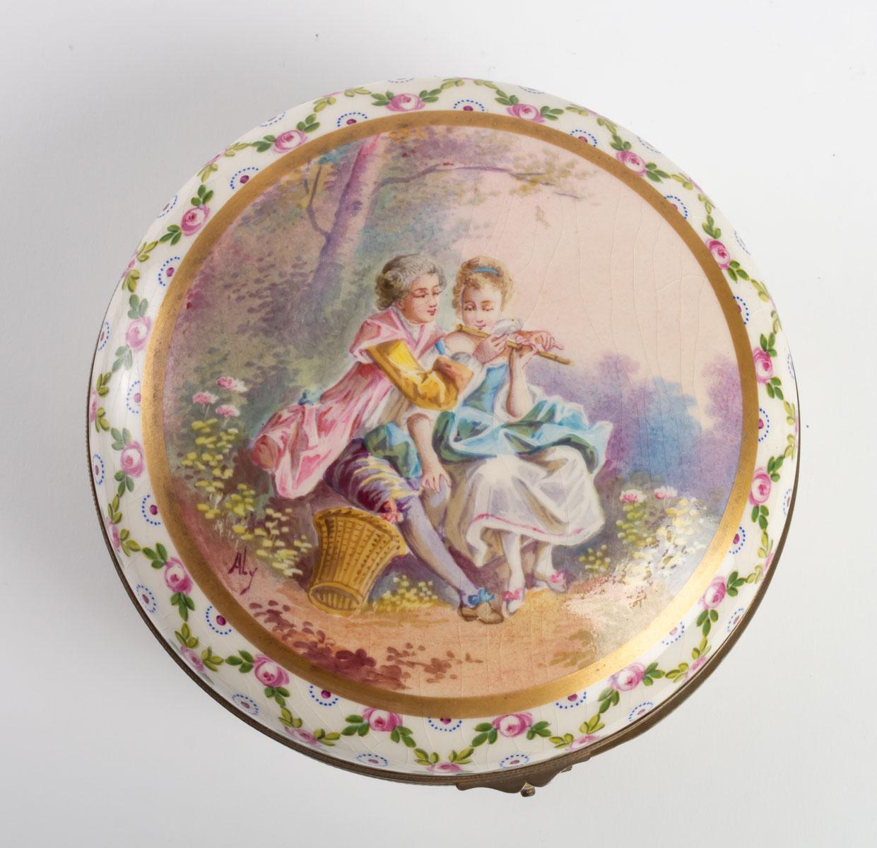 French Porcelain Candy Box Decorated with an Elegant Couple