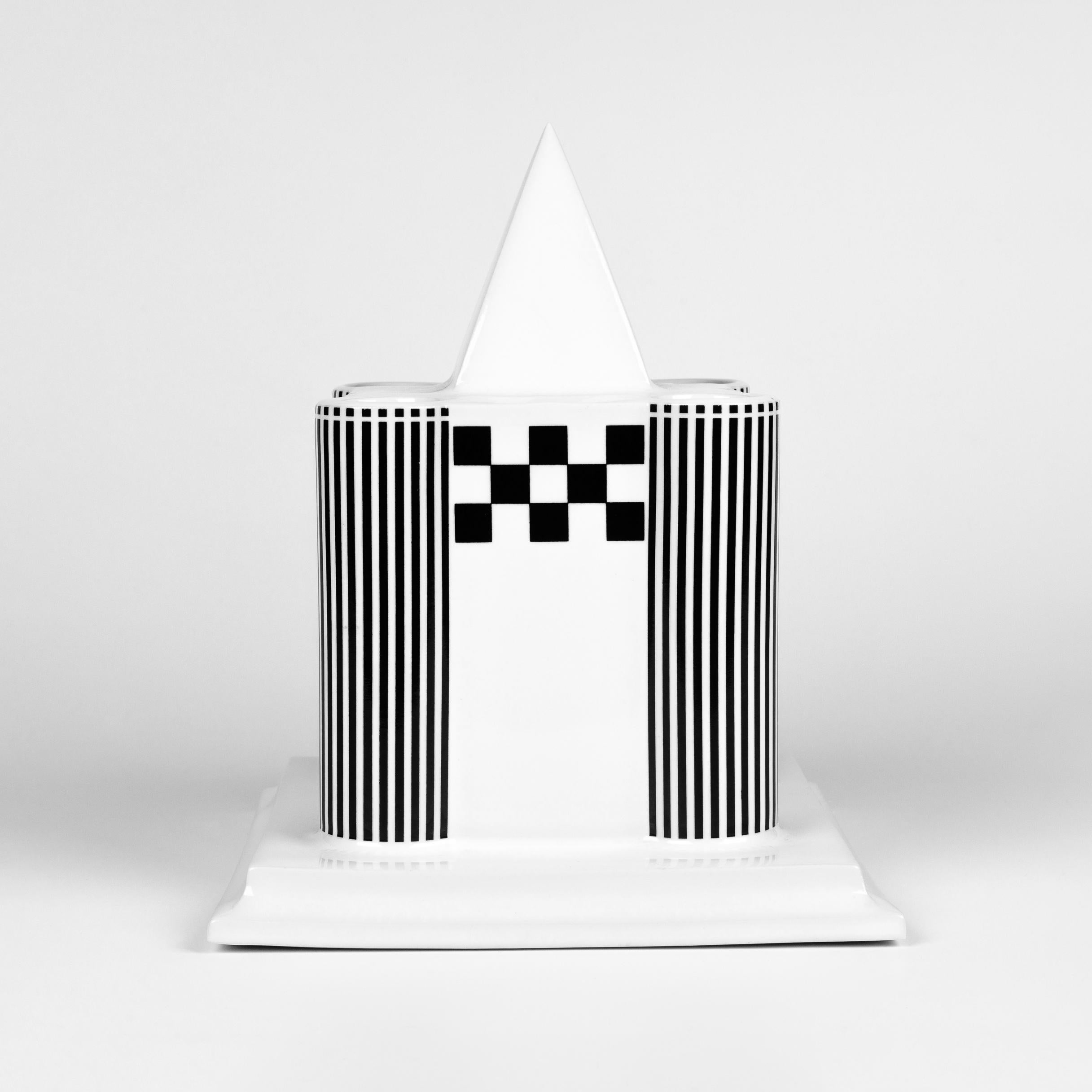 Porcelain Castle Candle Holder by Heide Warlamis, Austria 1980s In Good Condition For Sale In Chicago, IL