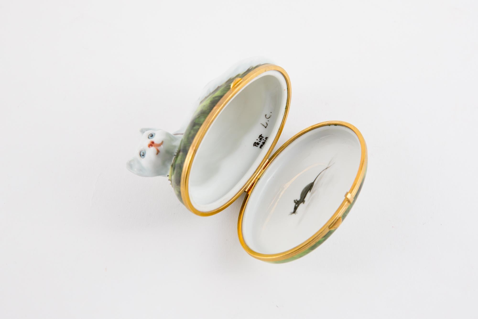 Gray Porcelain Cat and Mouse Box