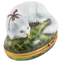 Porcelain Cat and Mouse Box