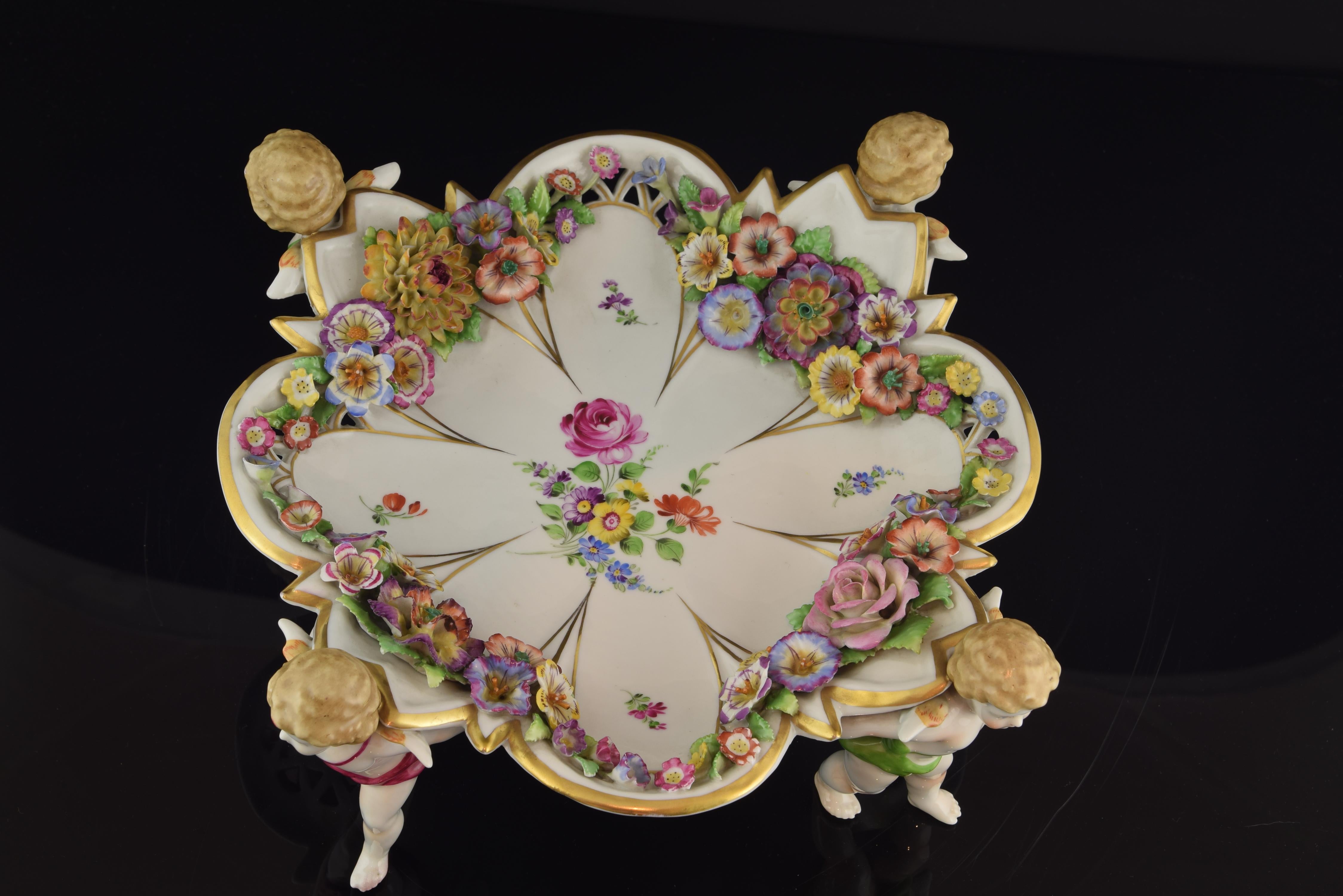 Porcelain Centerpiece, Von Schierholz, Germany, 19th Century In Good Condition In Madrid, ES