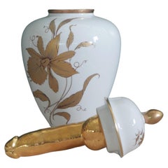 Skulpturale Vase aus Porzellan, Keramik und 18 Karat Gold, Italien, zeitgenössisch, 21. Jahrhundert