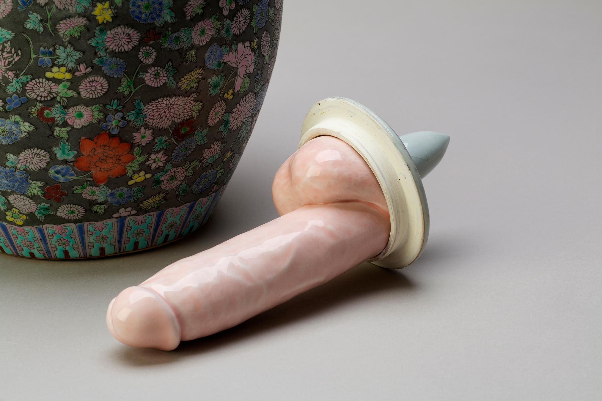 Porcelain & Ceramic Sculptural Vase Italy Contemporary, 21st Century 2