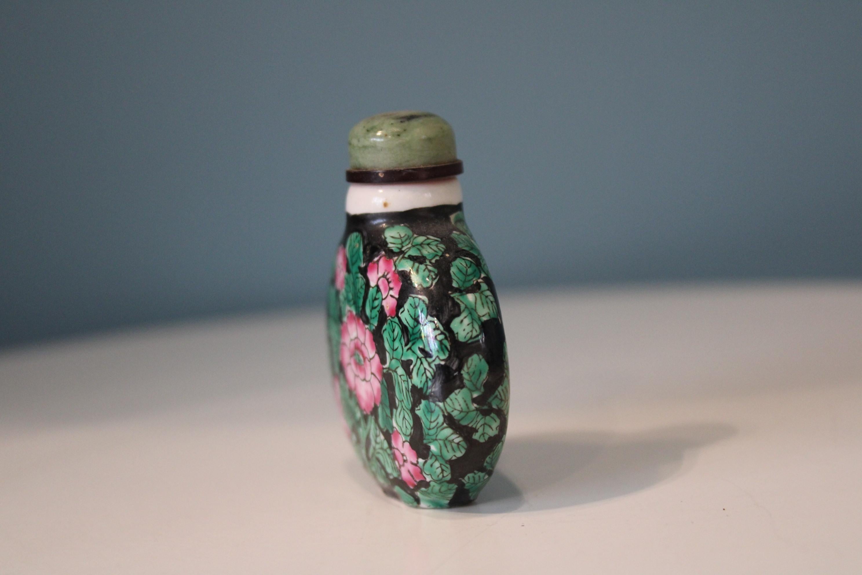 Porcelain Chinese Snuff Bottle For Sale 1