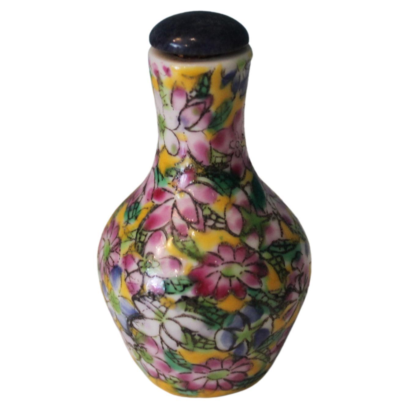 Bouteille de snuff en porcelaine chinoise