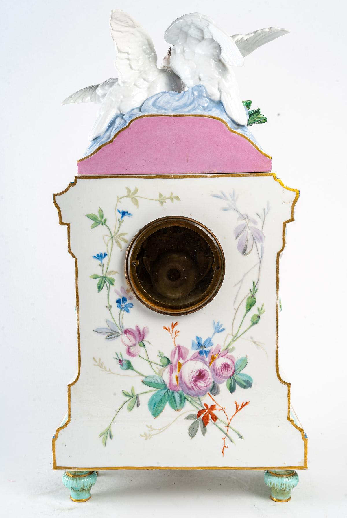 Porcelain Clock of the Beginning of the Xxth Century In Good Condition In Saint-Ouen, FR