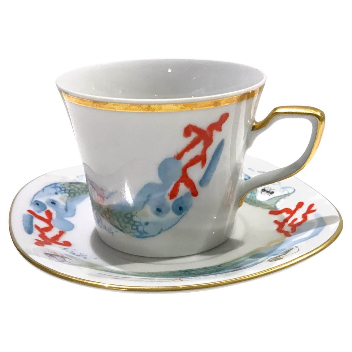 Tasse à café et soucoupe en porcelaine ""Sirenas"". Dessiné par Dalí, N°520/1000