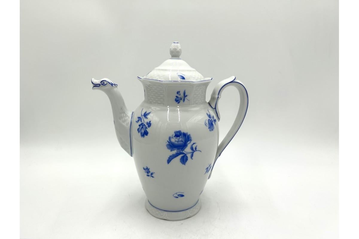 Mid-20th Century Porcelain coffee or tea pot, Rosenthal, Germany, 1940s For Sale