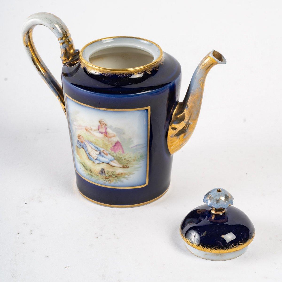 Porcelain Coffee Service in the Sèvres Taste 1