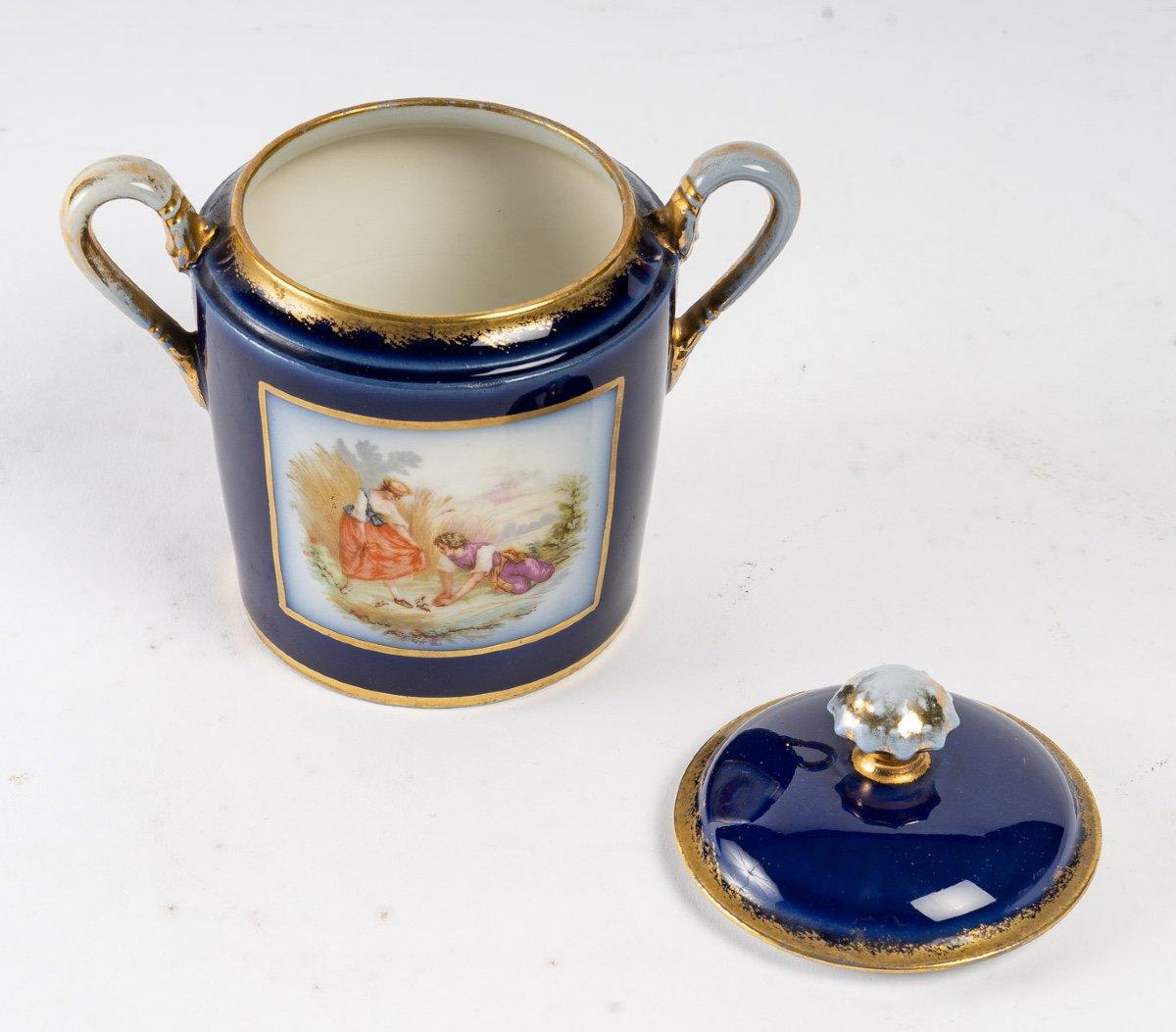 Porcelain Coffee Service in the Sèvres Taste 2