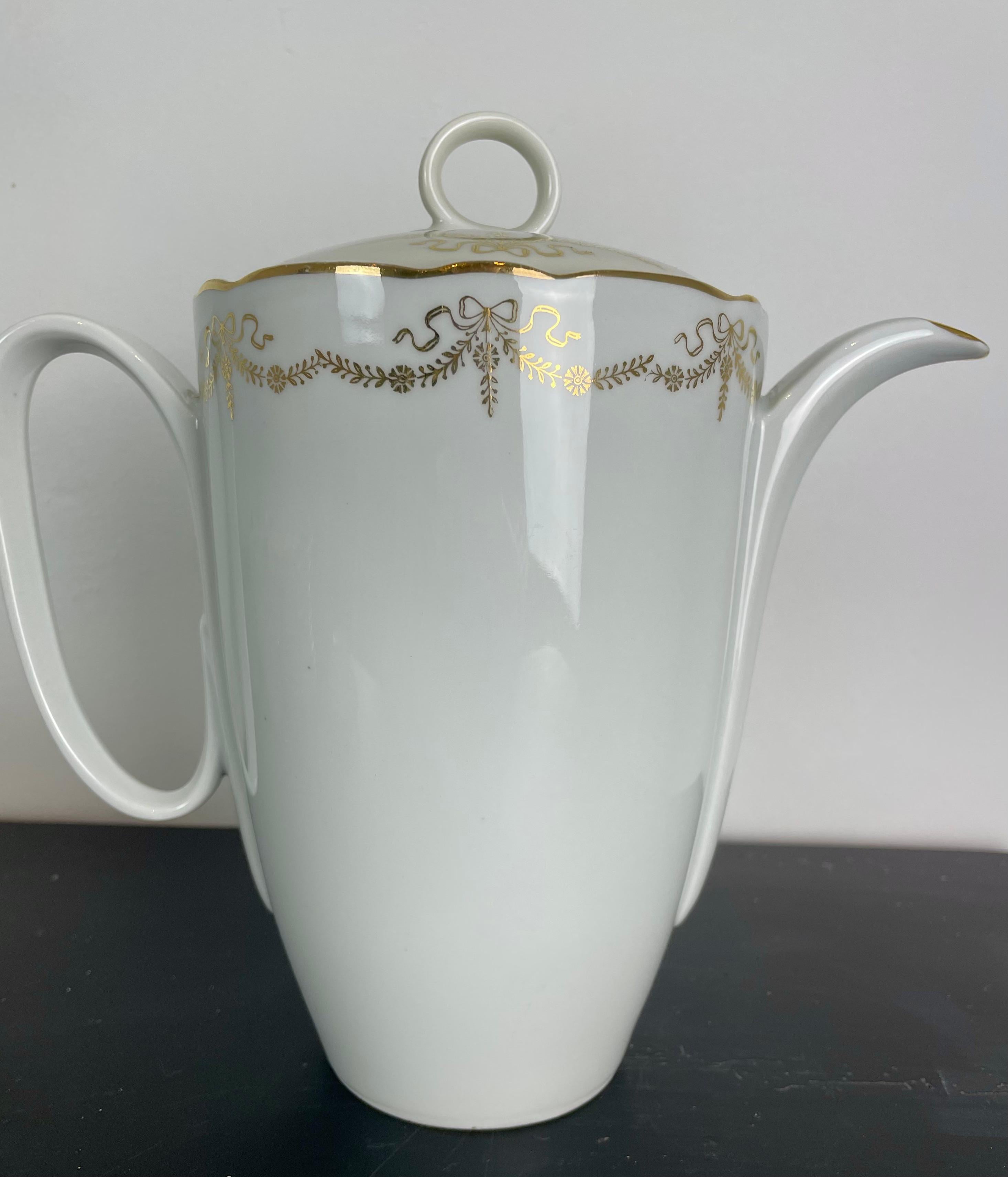 French porcelain Coffee / Tea Service for 10 People For Sale 13