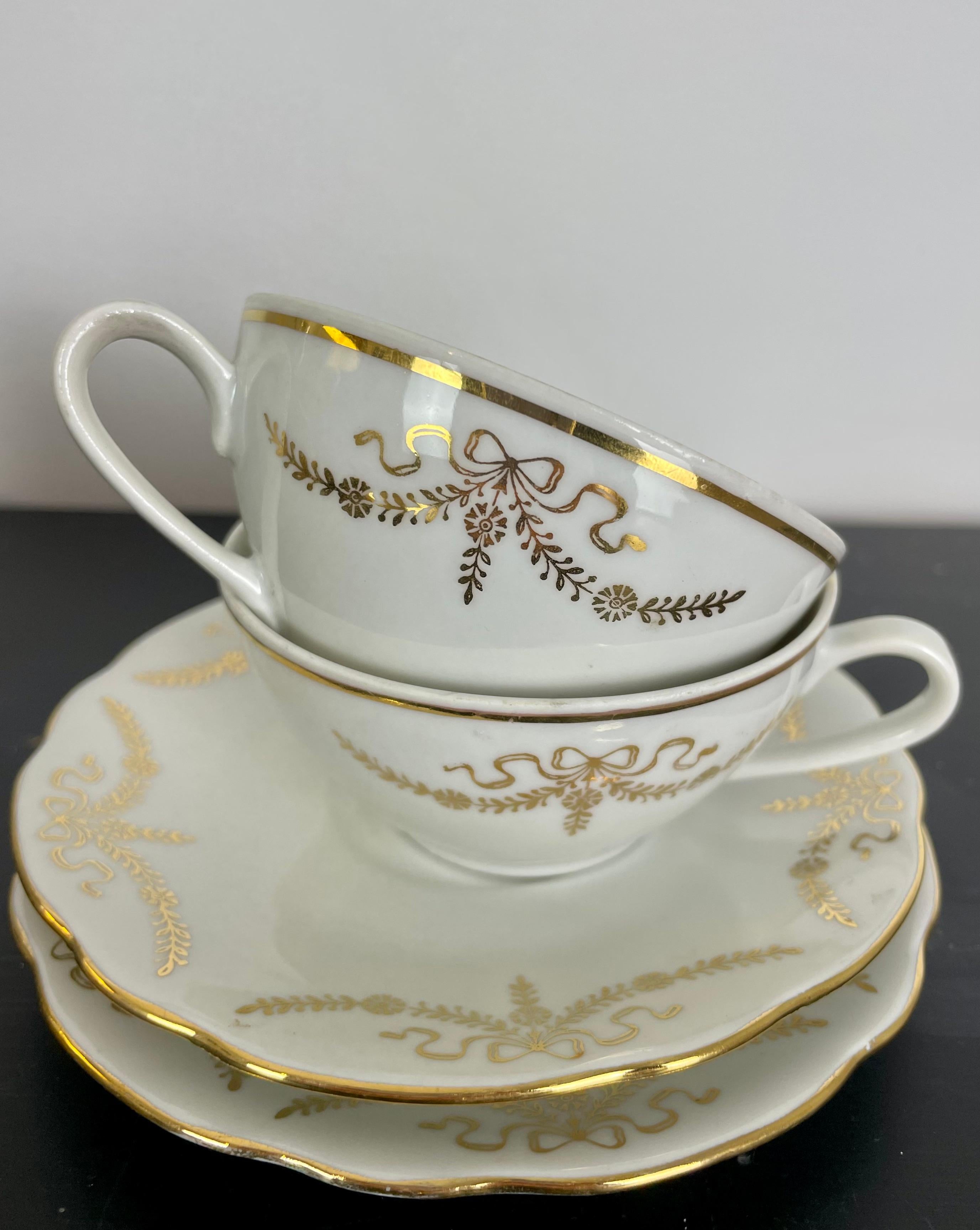 20th Century French porcelain Coffee / Tea Service for 10 People For Sale