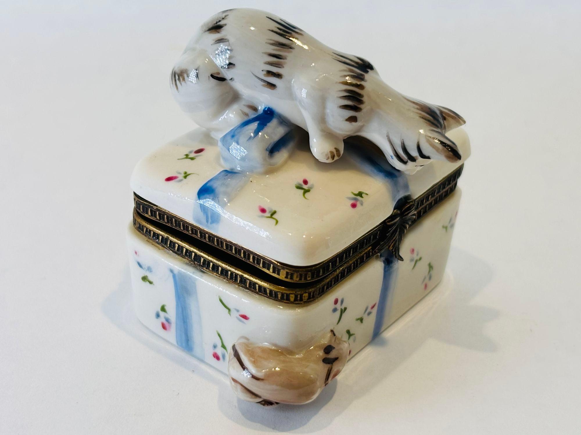 Caja de porcelana coleccionable Gato con ratón en venta 5