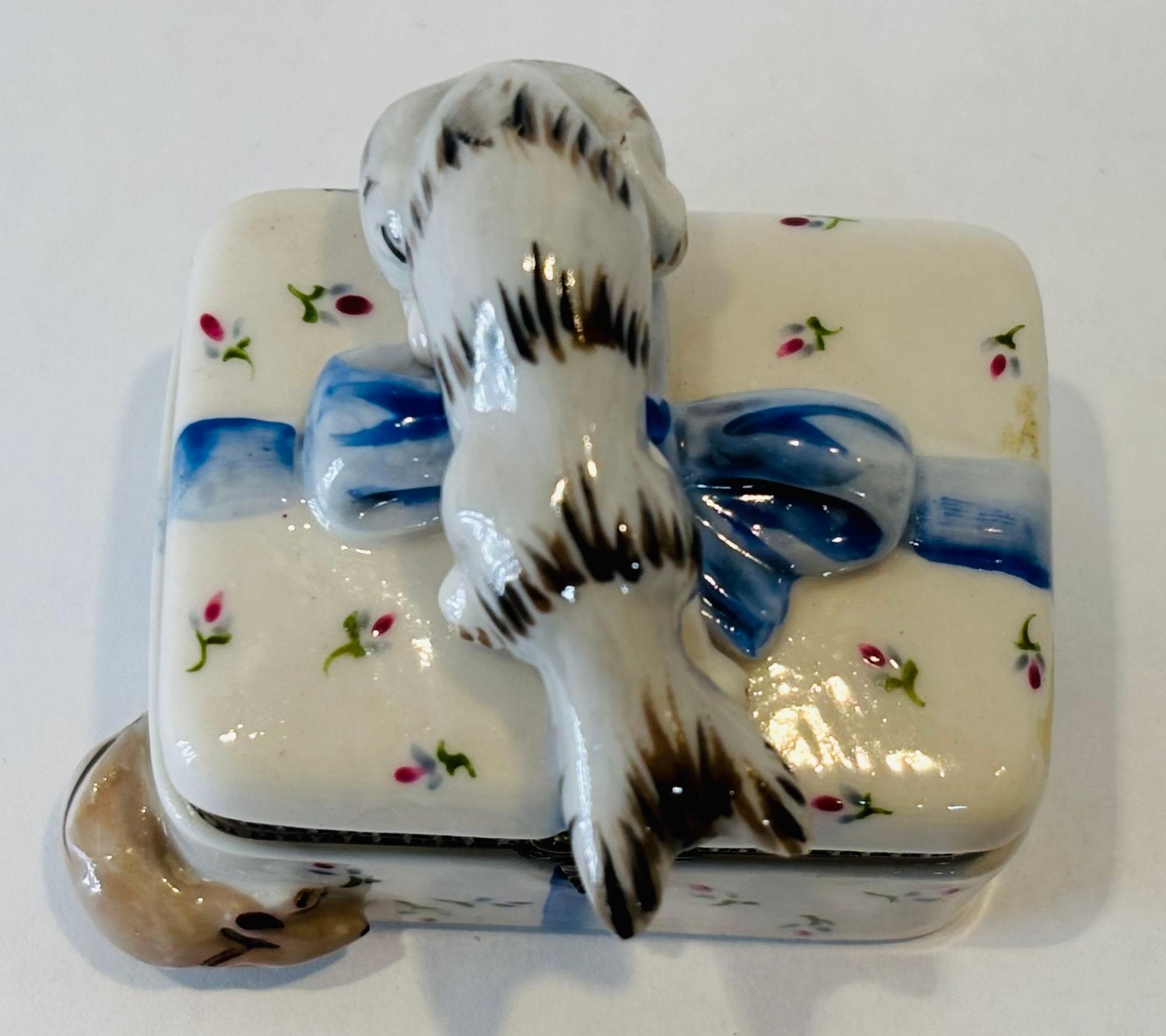 Caja de porcelana coleccionable Gato con ratón Provincial francés en venta