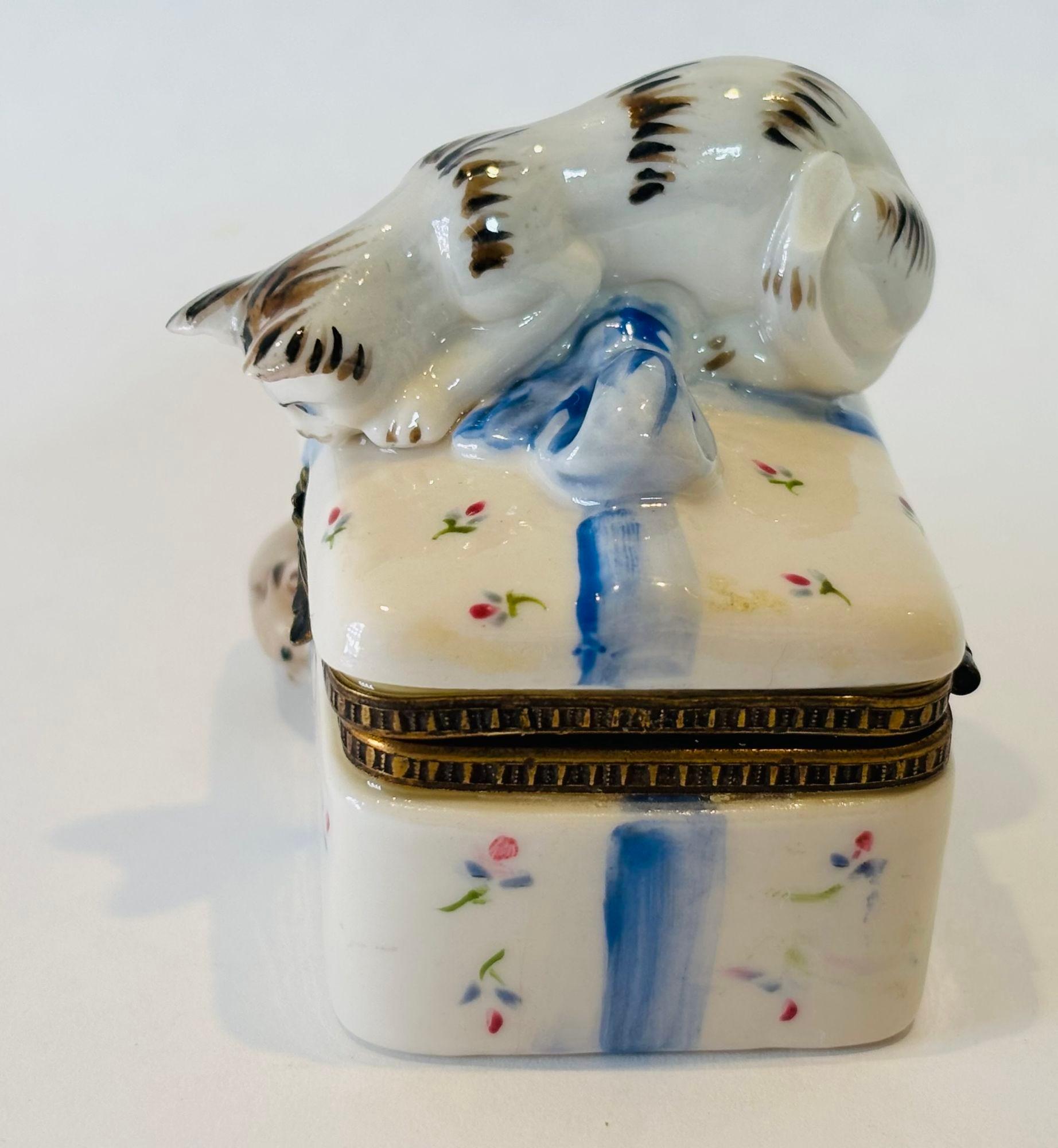 Caja de porcelana coleccionable Gato con ratón Porcelana en venta