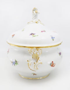 Porcelain Covered Bowl