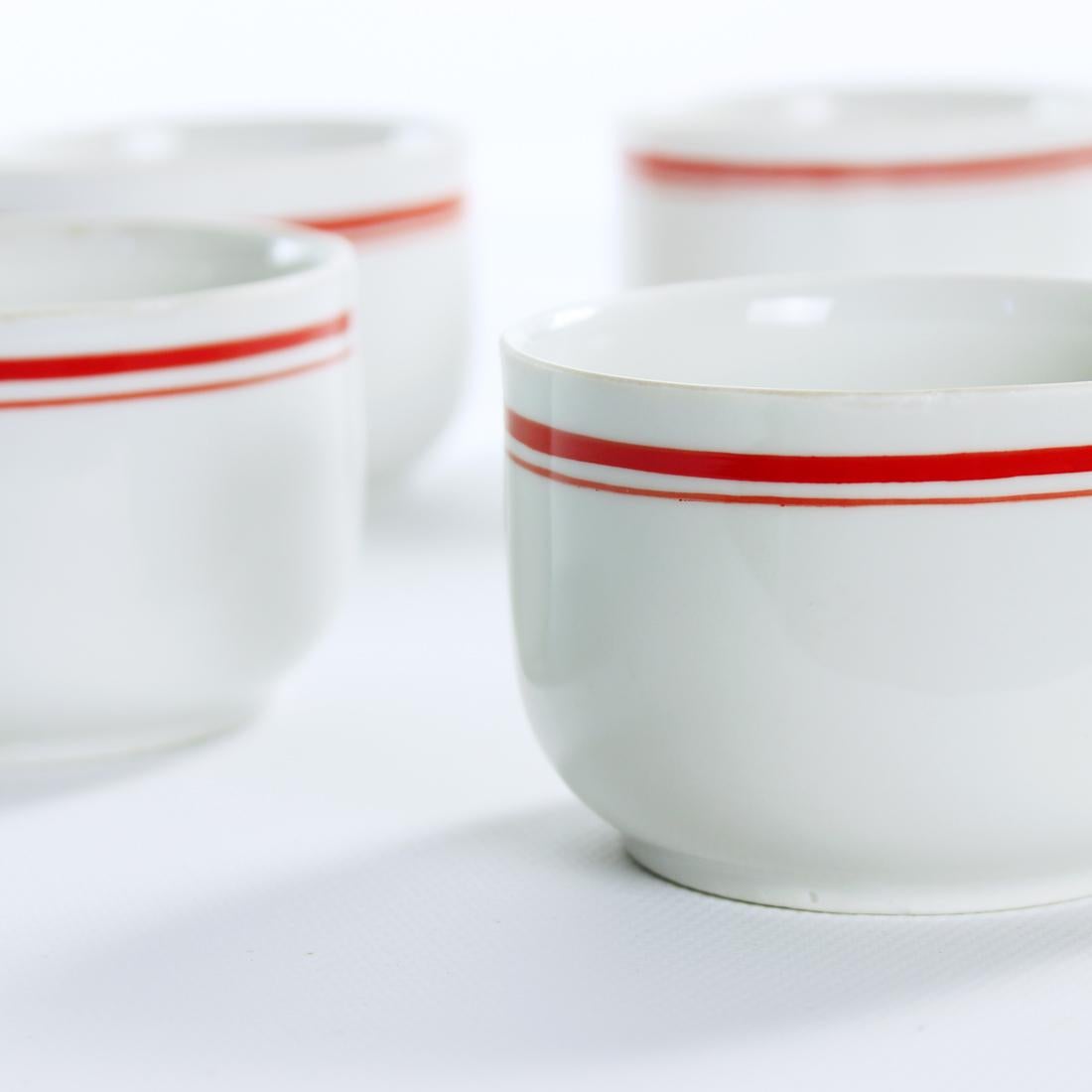 Porcelain Cups, Czechoslovakia 1960s, Set of 4 In Good Condition For Sale In Zohor, SK